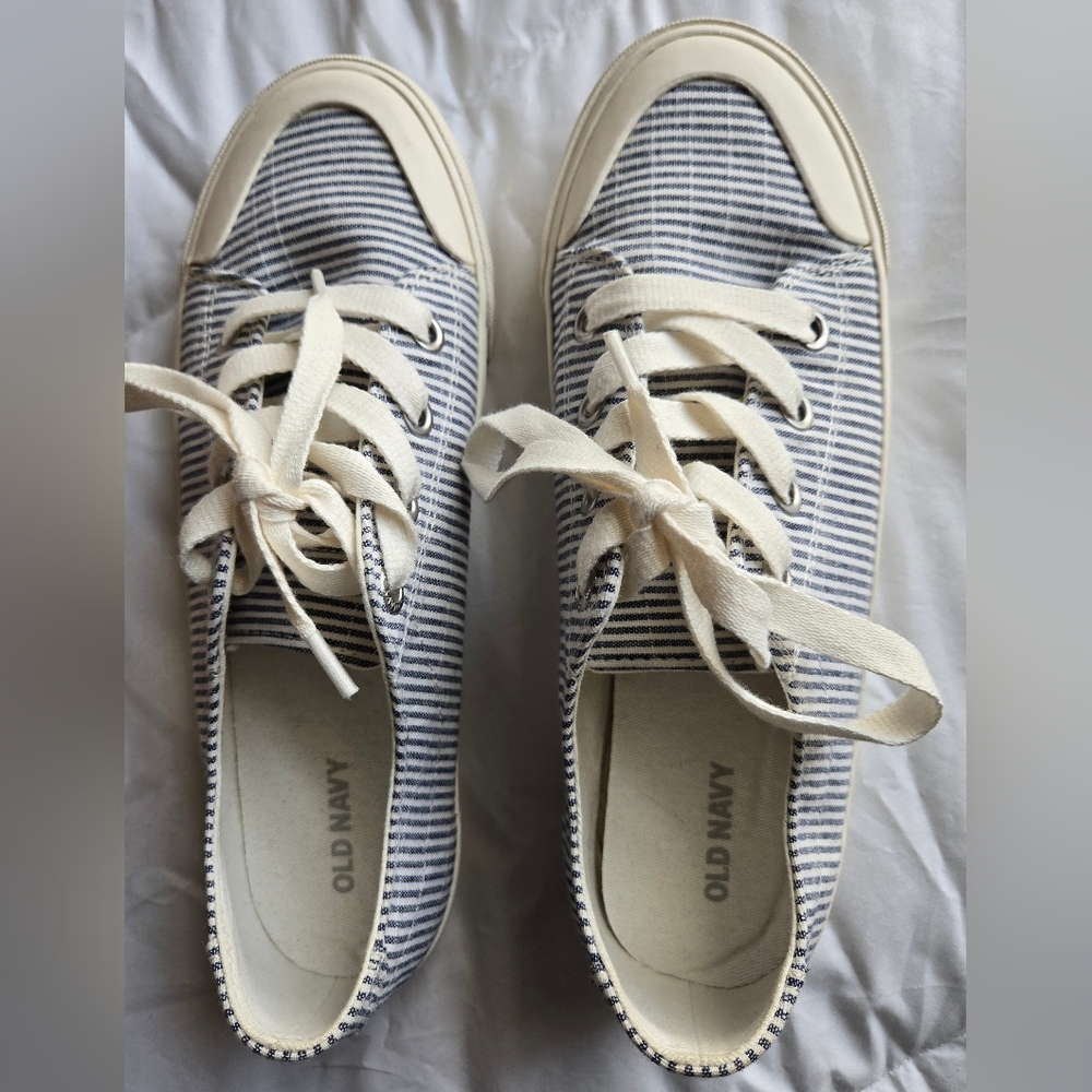 Old Navy Women's Striped Canvas Sneakers - Navy and Cream